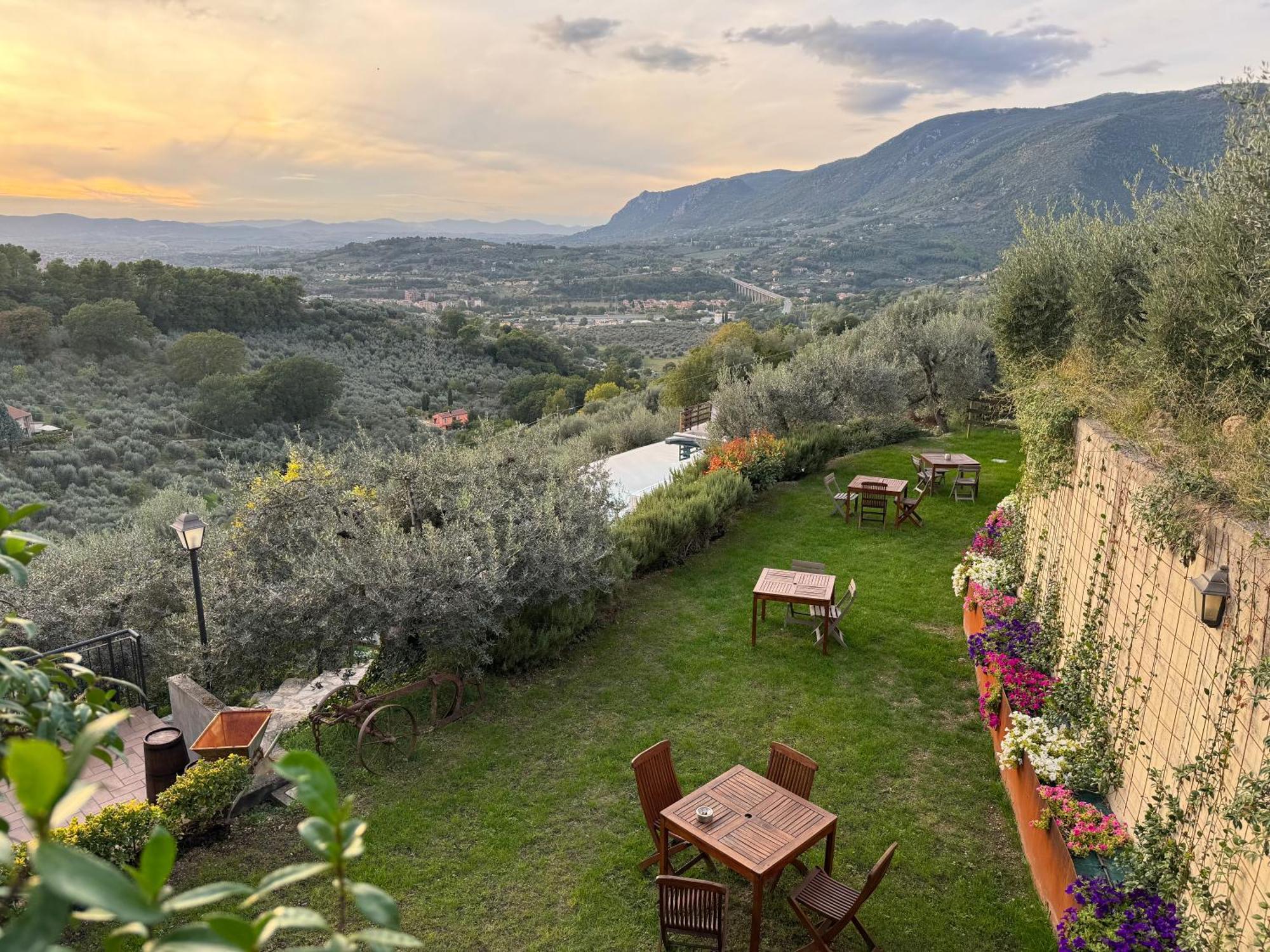 Domus Umbra Villa Terni Exterior photo
